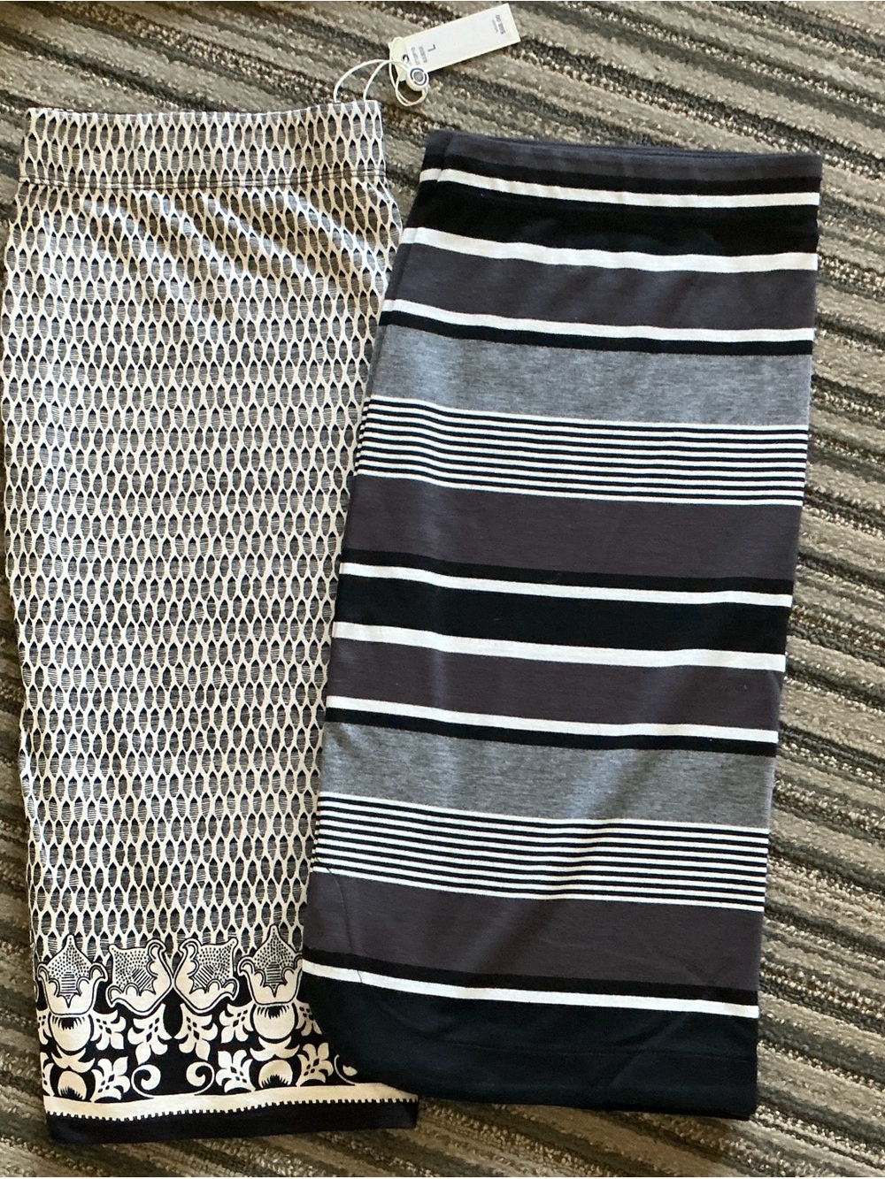 Max Studio Black, Gray & White Striped Knit Midi Skirt